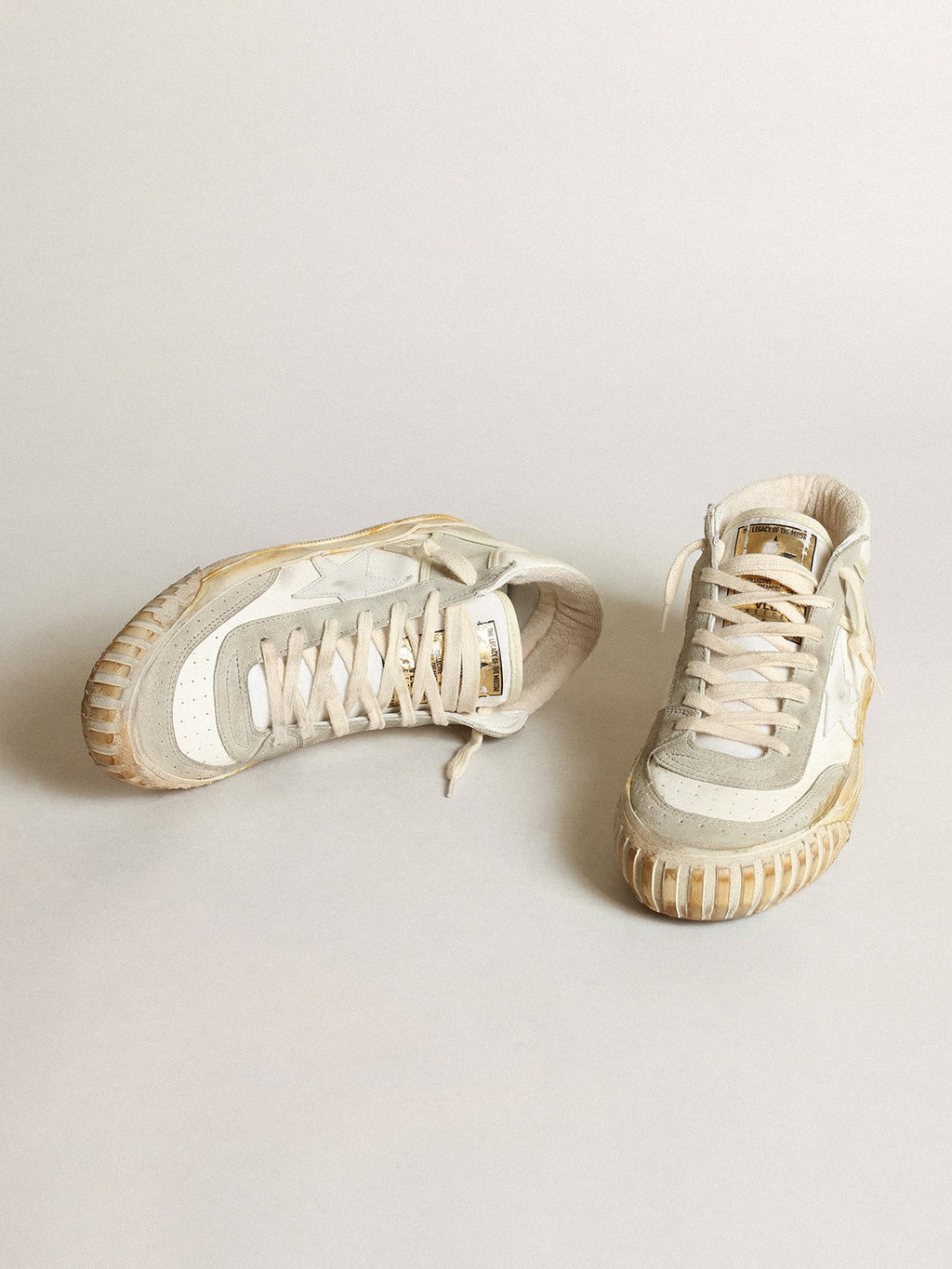 Sneakers Mid Star da donna con inserti in suede grigio ghiaccio e stella in pelle bianca